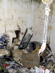 Julie_Austin_Belongings_4